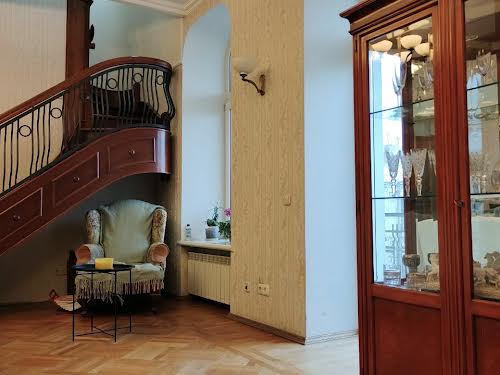 квартира по адресу Некрасовская ул., 6