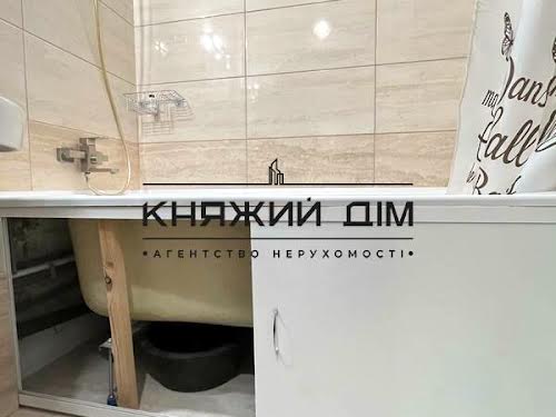 квартира за адресою Драгоманова вул., 44А