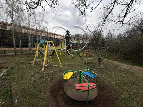 квартира за адресою с. Калинівка, Спортивна вулиця, 4
