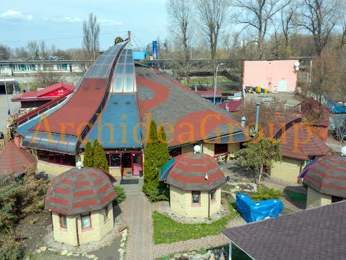 комерційна за адресою проспект Броварський, 18Г