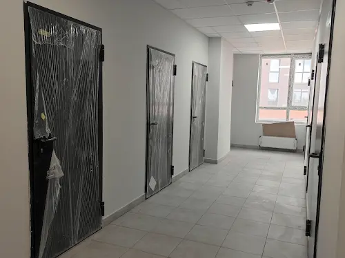 комерційна за адресою Зоряний бульв., 1-М