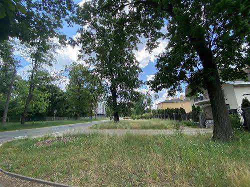 будинок за адресою Квітки Цісик вул. (Гамарника)