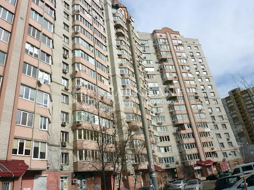 квартира за адресою Анни Ахматової вул., 31