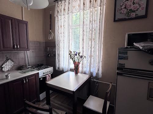 квартира за адресою Зоологічна вул., 6