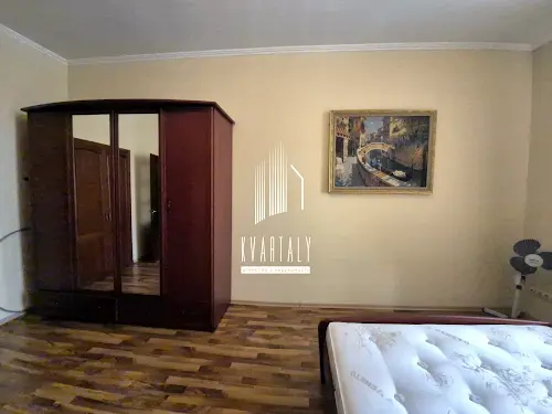 квартира по адресу Жилянская ул., 56