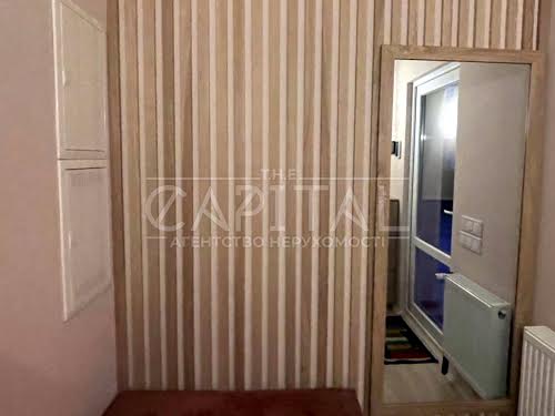 будинок за адресою с. Святопетрівське, Окружна вул.
