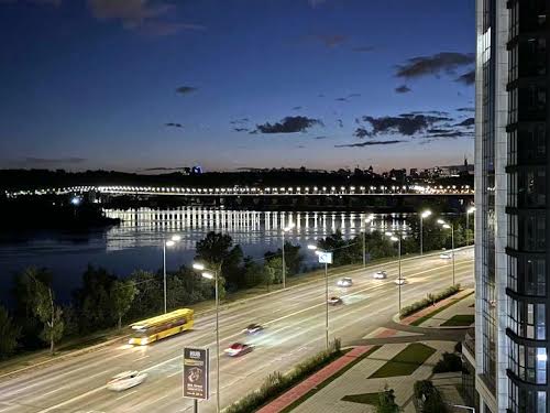 квартира за адресою Дніпровська набережна вул., 15-К