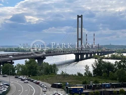 квартира за адресою Зарічна вул., 1-Б