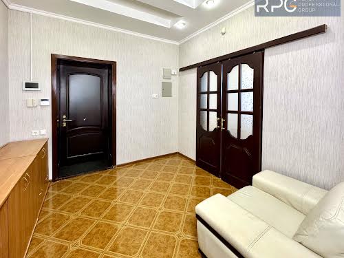 квартира по адресу Владимира Ивасюка просп. (Героїв Сталінграду), 8