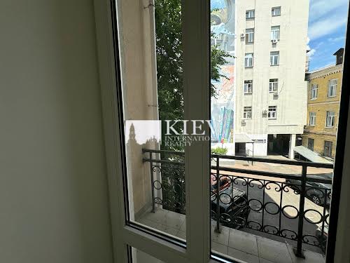 комерційна за адресою Ярославів Вал вул., 8-Б