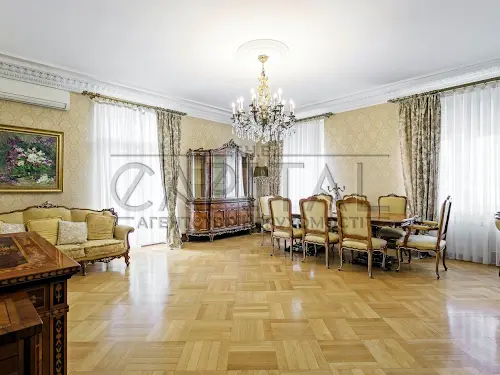 квартира за адресою Пилипа Орлика вул., 6