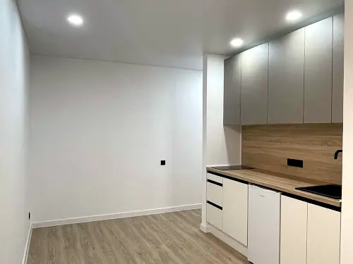 квартира по адресу Строителей ул., 5