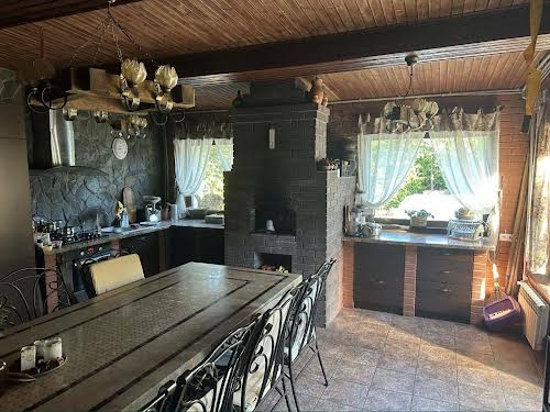 будинок за адресою с. Нові Петрівці, Княгині Ольги вул.