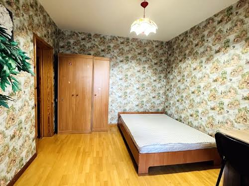 квартира за адресою Мішуги, 3
