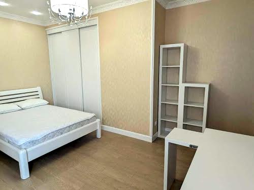 квартира за адресою Срібнокільська вул., 12