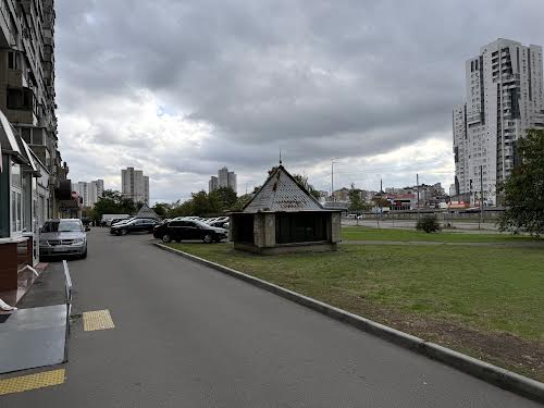 коммерческая по адресу Петра Григоренко просп., 33/44
