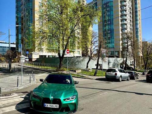 комерційна за адресою Звіринецька вул., 59