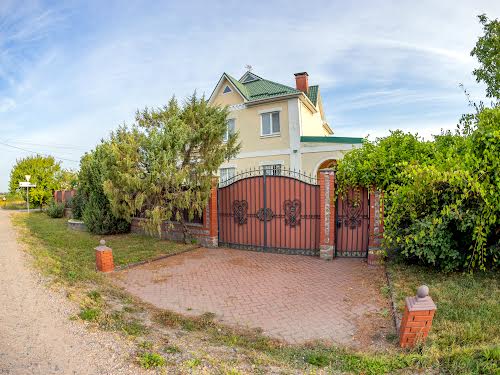 дом по адресу с. Иванков, вул. Бориспільська