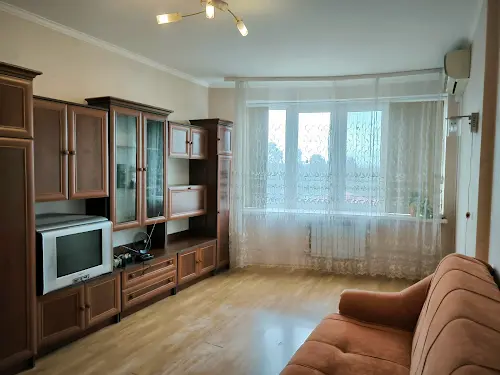 квартира за адресою Верховинна вул., 37