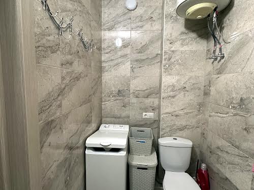 квартира за адресою Миколи Бажана просп., 12
