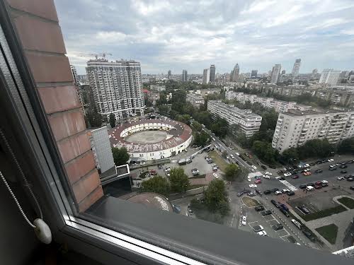 квартира за адресою Євгена Коновальця вул. (Щорса), 36-Б