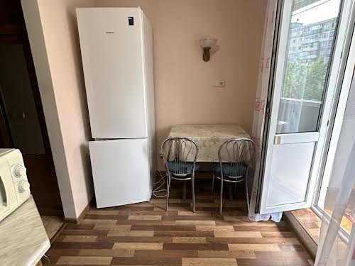 квартира по адресу Приречная ул., 17-В