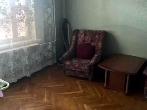 квартира за адресою Квітневий пров., 7