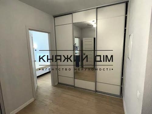 квартира по адресу Ревуцкого ул., 40-В