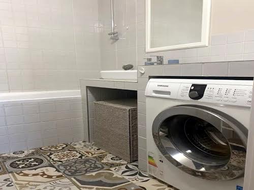 квартира по адресу Урловская ул., 23