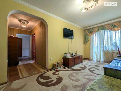 квартира за адресою Професора Толока, 111