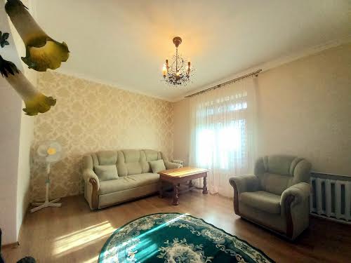 квартира по адресу Лунина Контр-адмирала, 8