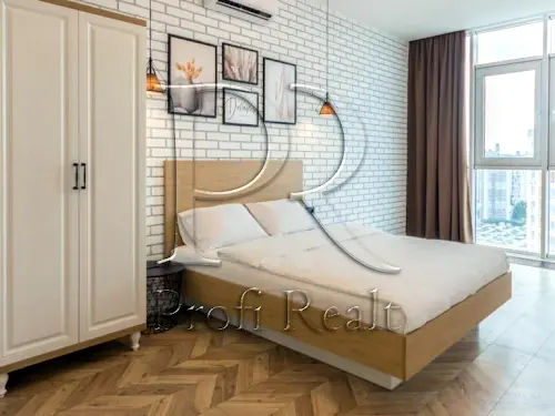 квартира за адресою Київ, Каховська вул., 62А