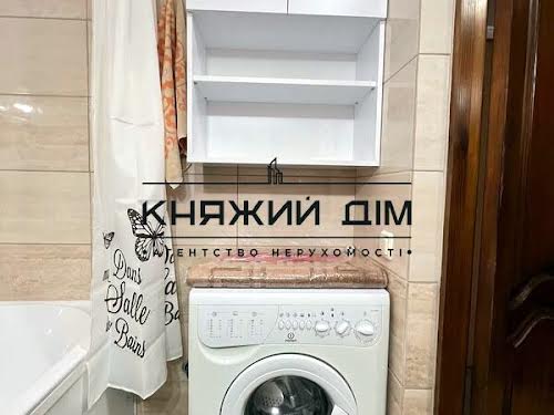 квартира за адресою Драгоманова вул., 44А