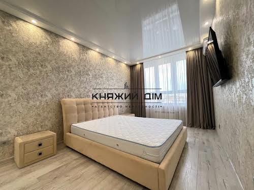 квартира за адресою Київ, Драгоманова вул., 10