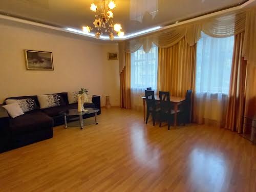 квартира за адресою Євгена Коновальця вул. (Щорса), 32-Б