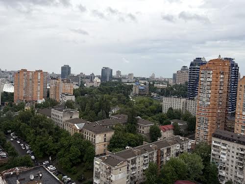 квартира по адресу Василия Тютюнника ул. (Анрі Барбюса), 28-А