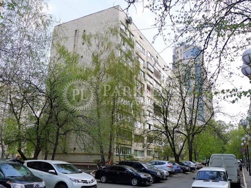 квартира за адресою Різницька вул., 8