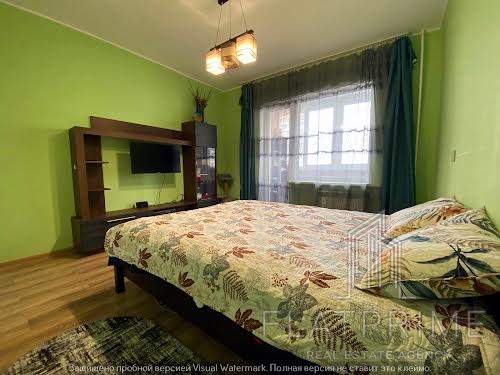 квартира по адресу Ревуцкого ул., 7а
