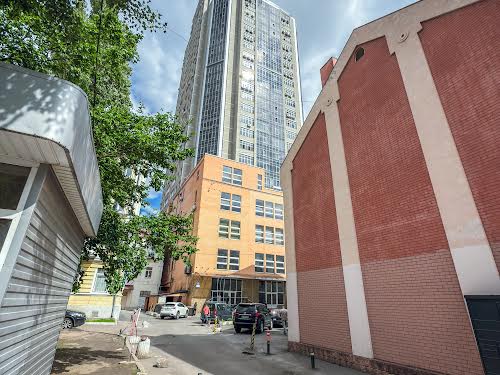 коммерческая по адресу Большая Васильковская ул. (Красноармейская), 72