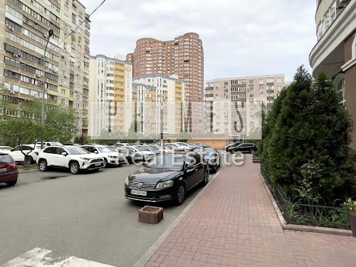 квартира за адресою Драгоманова вул., 40-З