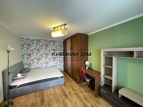 квартира за адресою Драгоманова вул., 8-А