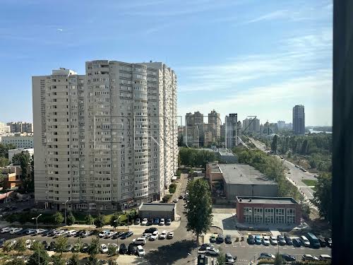 квартира за адресою Микільсько-Слобідська вул., 8