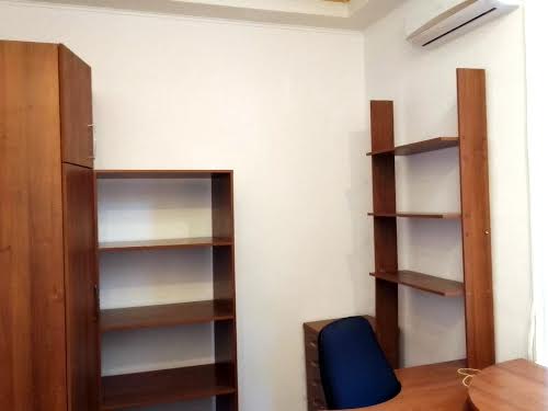 комерційна за адресою Київ, Лаврська вул. (Січневого Повстання), 6