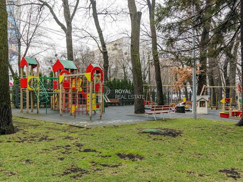 квартира за адресою Авіаконструктора Антонова вул., 2б