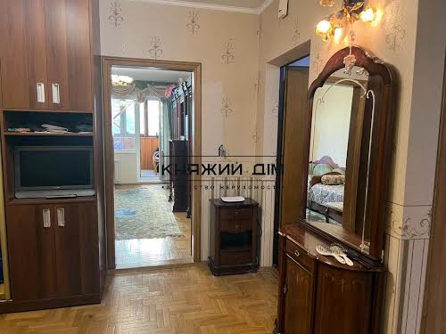 квартира за адресою Драгоманова вул., 14А