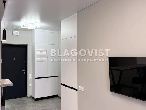 квартира за адресою Ужгородський пров., 4/1
