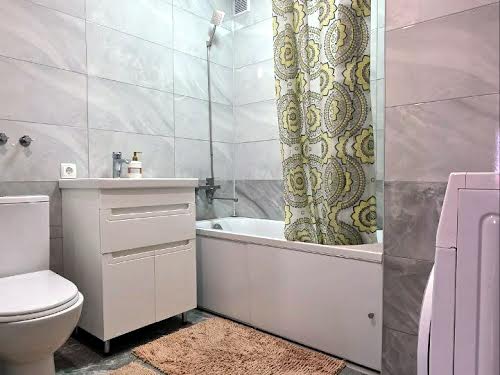 квартира по адресу Нескорених, 54а
