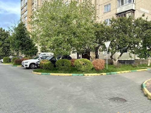 квартира за адресою Юності вул., 1