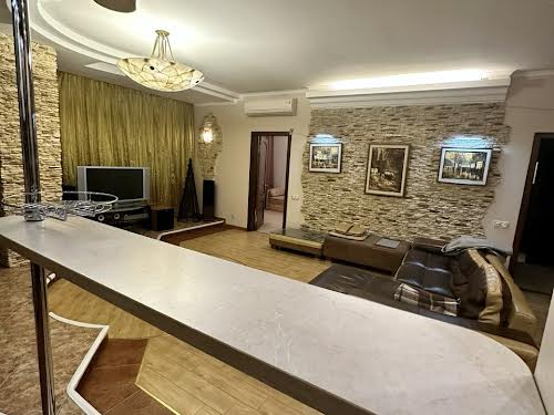 квартира за адресою Святослава Хороброго вул., 7