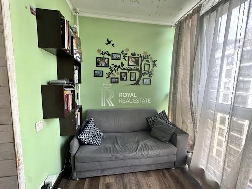 квартира по адресу Радистов ул., 34б